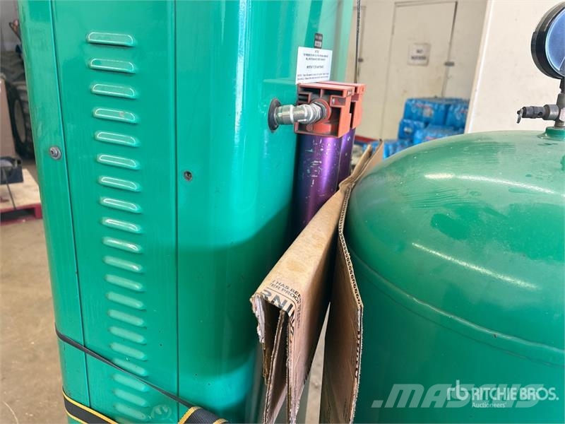  Branick Industries 500 N2 Nitrogen Tire Inflation  معدات البناء - غير ذلك