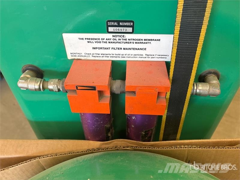  Branick Industries 500 N2 Nitrogen Tire Inflation  معدات البناء - غير ذلك