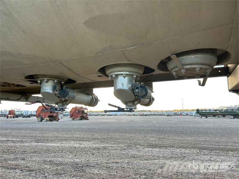 Brenner 37850 L Tri/A Tanker Trailer Прицепы-цистерны