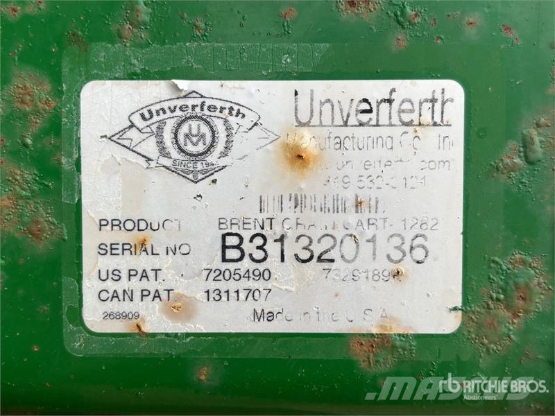 Brent 1282 1200 bu Grain Cart Viljavaunut