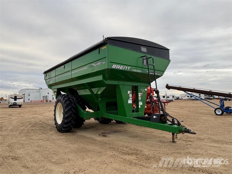 Brent 1282 1200 bu Grain Cart Viljavaunut