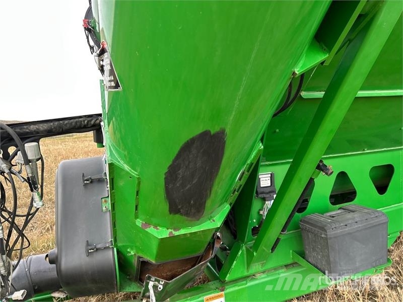 Brent 1596 1500 bu T/A Grain Cart مقطورة حبوب