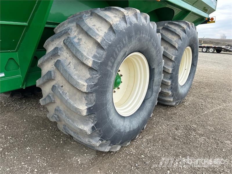 Brent 1596 1500 bu T/A Grain Cart مقطورة حبوب