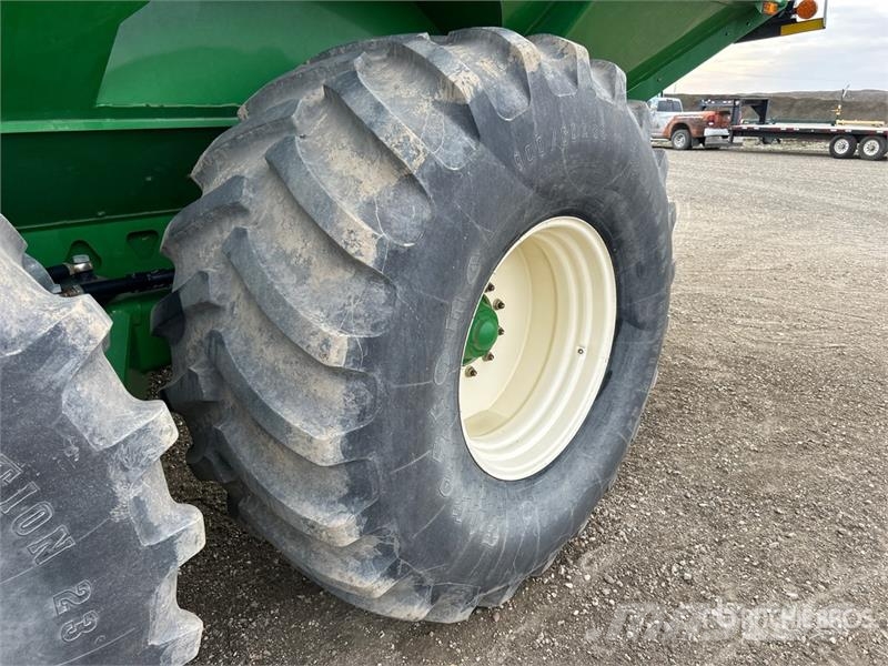 Brent 1596 1500 bu T/A Grain Cart مقطورة حبوب