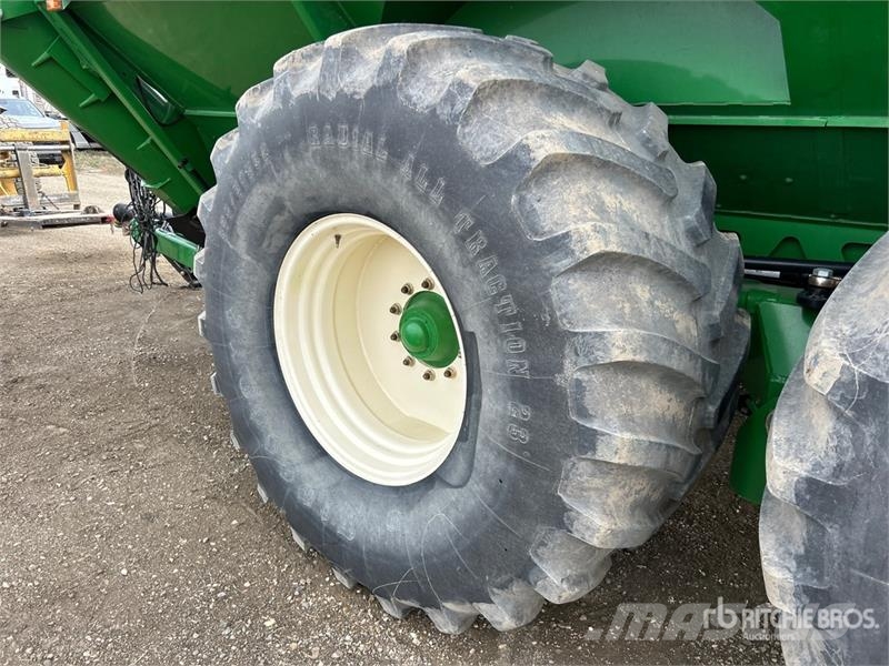 Brent 1596 1500 bu T/A Grain Cart مقطورة حبوب