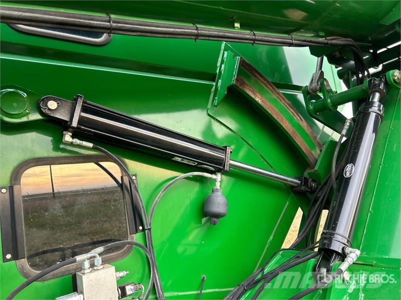 Brent 1596 1500 bu T/A Grain Cart مقطورة حبوب