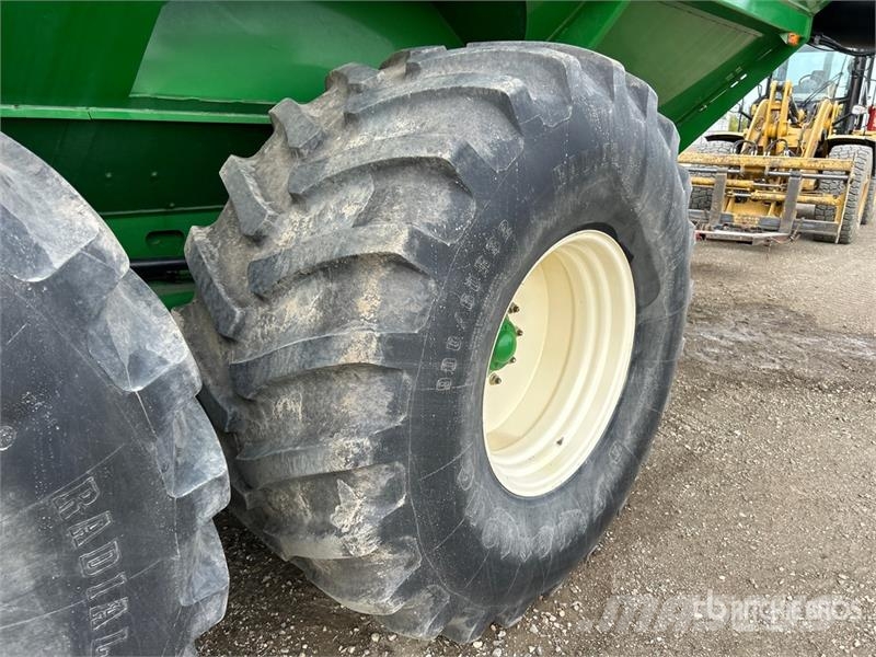 Brent 1596 1500 bu T/A Grain Cart مقطورة حبوب