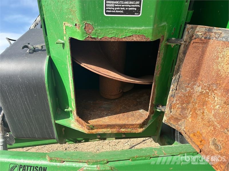 Brent 2096 2000 bu Tracked Grain Cart Carri per la granella