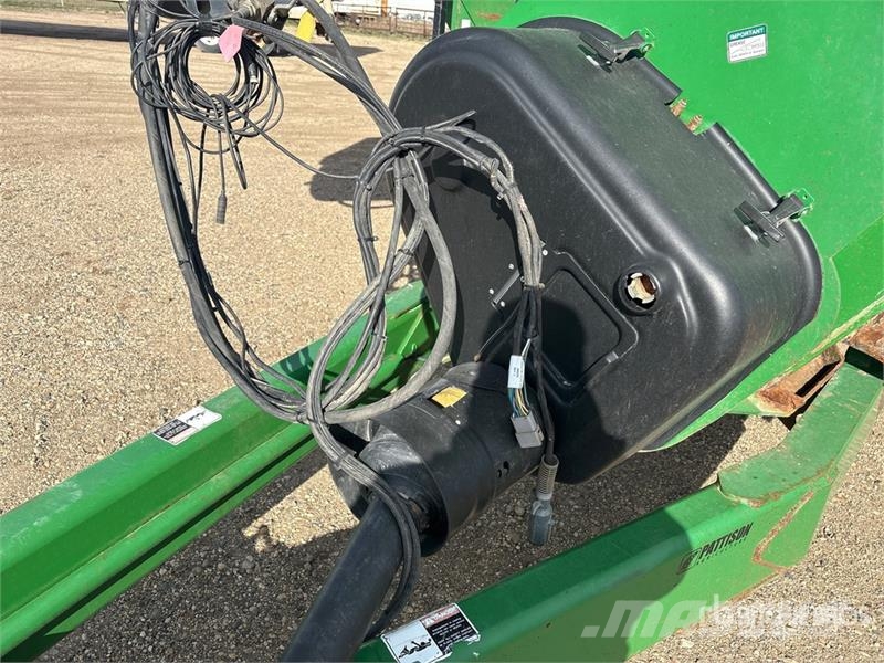 Brent 2096 2000 bu Tracked Grain Cart Carri per la granella