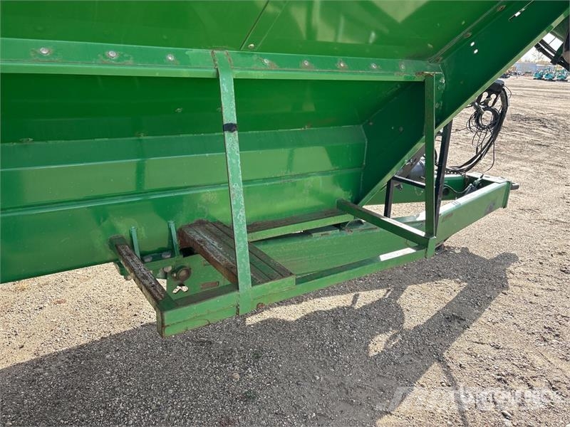 Brent 2096 2000 bu Tracked Grain Cart Carri per la granella