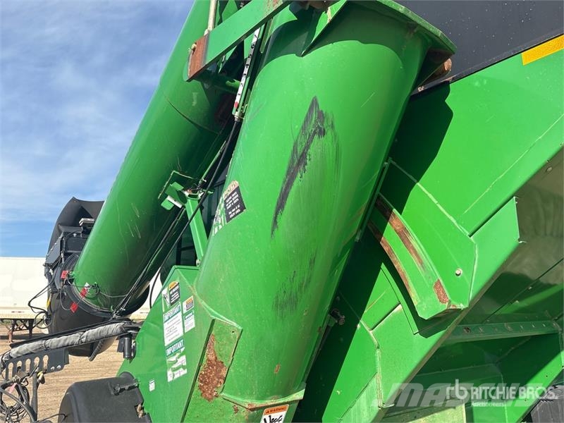 Brent 2096 2000 bu Tracked Grain Cart Carri per la granella