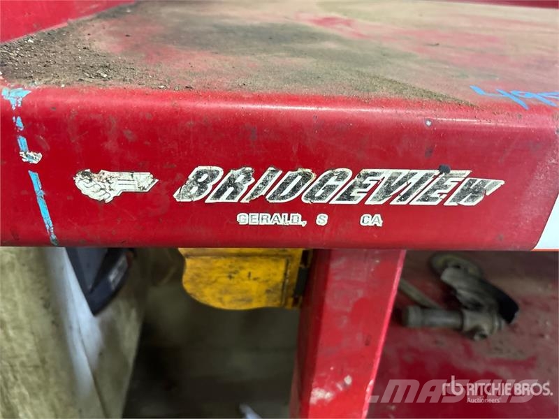 Bridgeview 10 ft Workbench Andre komponenter