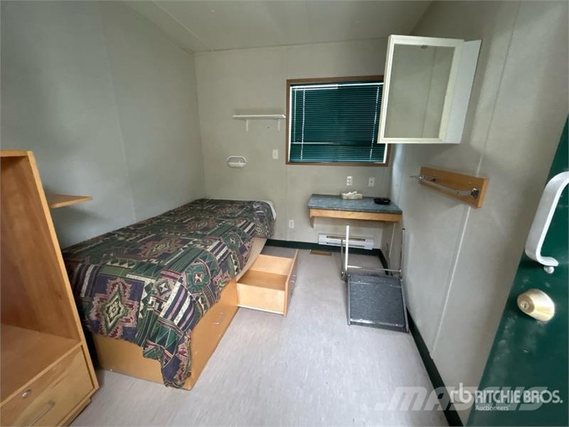 Britco 60 ft x 12 ft Skid-Mounted Mobile Camp Настаняване на обекта
