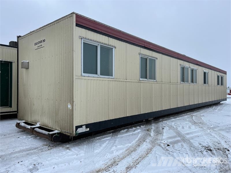 Britco 60 ft x 12 ft Skid-Mounted Mobile Camp Настаняване на обекта
