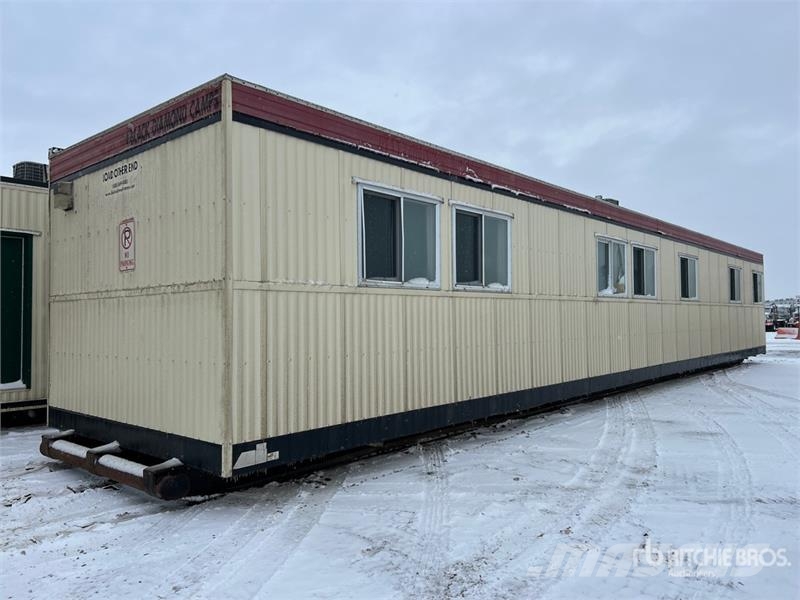 Britco 60 ft x 12 ft Skid-Mounted Mobile Camp Настаняване на обекта
