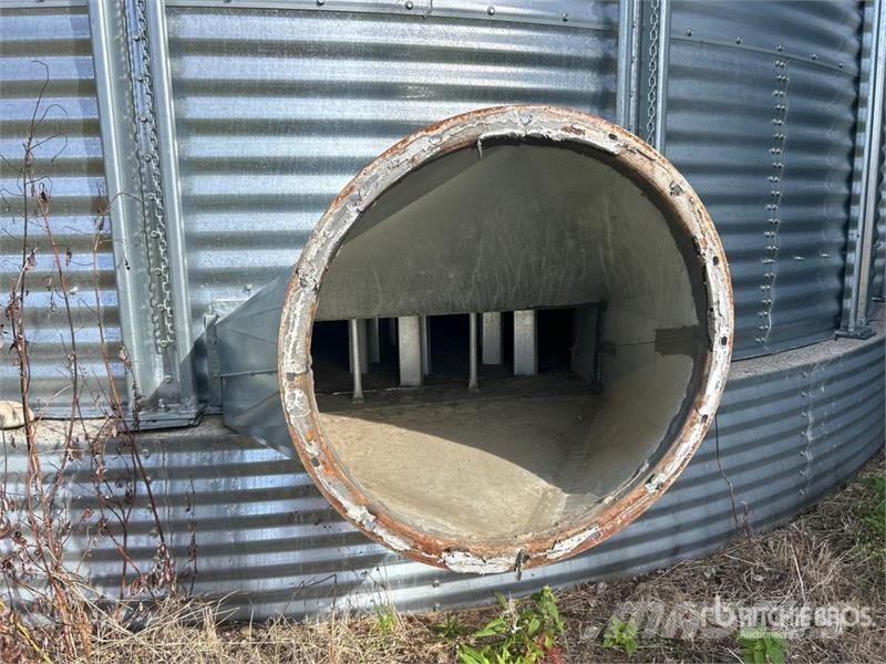 Brock +/- 11700 bu 7 Ring Grain Bin Macchine/unitá di lavorazione e stoccaggio/altri
