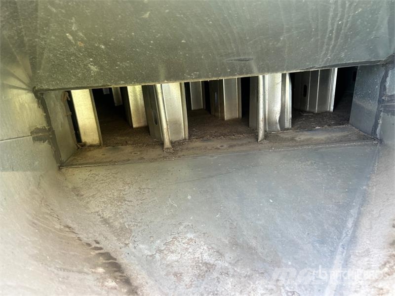 Brock +/- 11700 bu 7 Ring Grain Bin Ekin işleme ve depolama üniteleri/makineleri - Digerleri