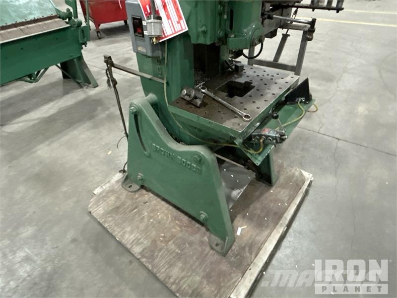 Brown Boggs 13LW Electric Punch Press 건설 장비 - 기타