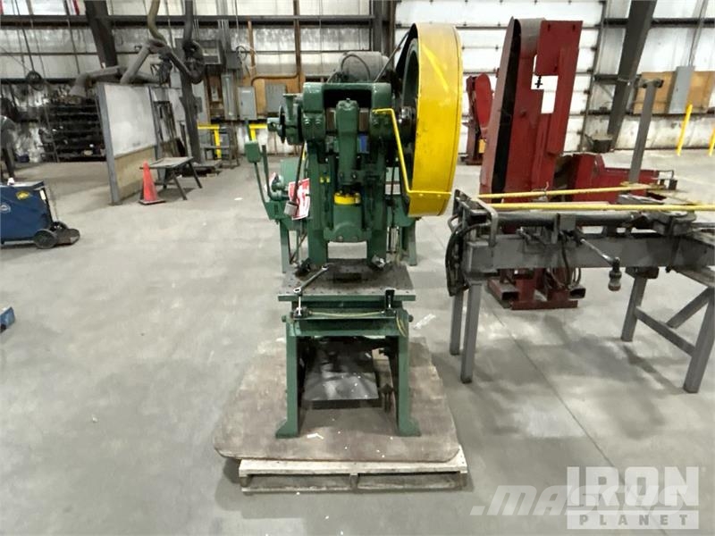 Brown Boggs 13LW Electric Punch Press 건설 장비 - 기타