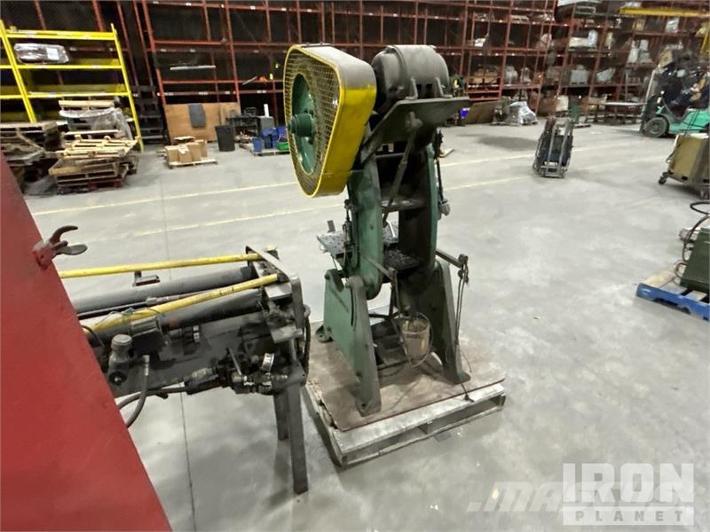 Brown Boggs 13LW Electric Punch Press 건설 장비 - 기타