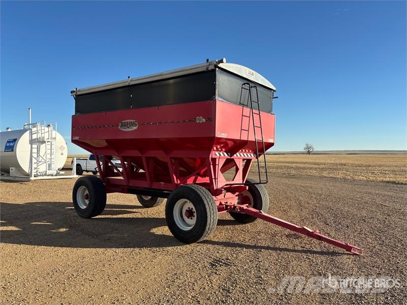 Bruns 600 600 bu T/A Gravity Wagon Maszyny uprawowe,przechowalnie - Inne