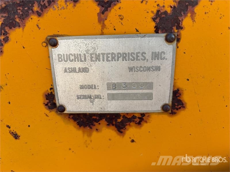 Buchli Enterprises Inc. B300 4 Tire Hydraulic Pull Földnyesők (szkréperek)