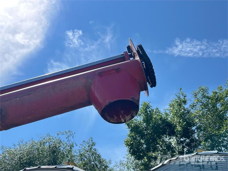 Buhler Farm King 1036 10 in x 36 ft Grain Auger Sauterelle, tapis roulant, vis sans fin