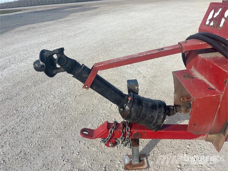Buhler Farm King 1385 13 in x 85 ft Swing Grain Auger Szállító berendezések