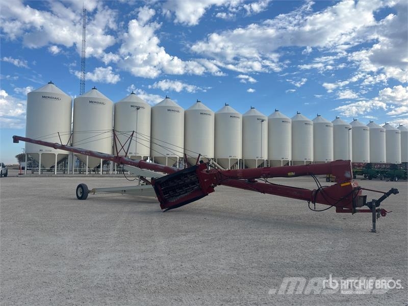 Buhler Farm King 1385 13 in x 85 ft Swing Grain Auger Szállító berendezések