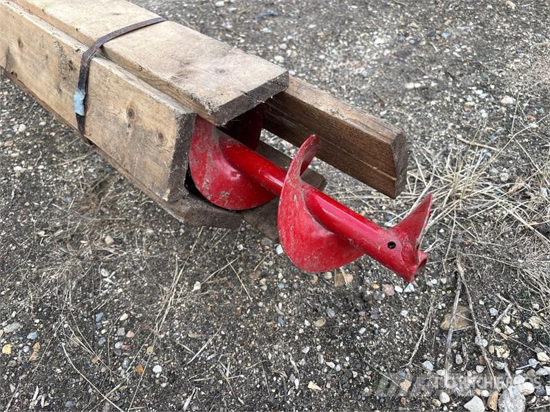 Buhler Farm King 5 in x 11 ft Pencil Grain Auger (Unused) معدات نقل