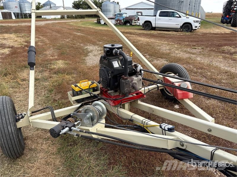 Buhler Farm King 746 7 in x 46 ft Grain Auger Material de transporte