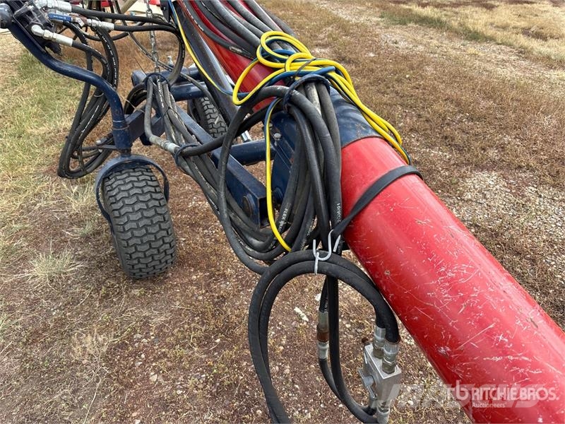 Buhler Farm King 746 7 in x 46 ft Grain Auger Material de transporte