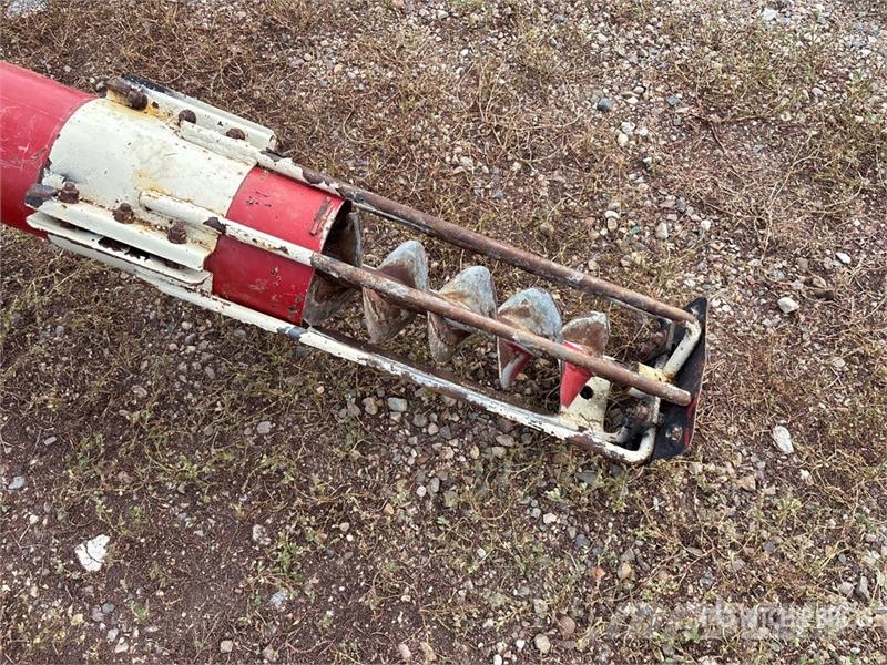 Buhler Farm King 746 7 in x 46 ft Grain Auger Material de transporte