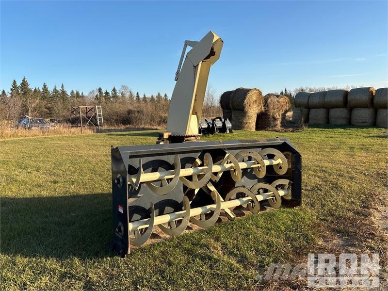 Buhler Farm King 8 ft 3 Point Snow Blower قاذفات الجليد