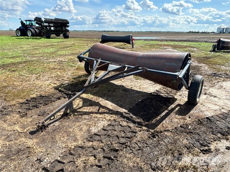 Buhler Farm King 9 ft 6 in Steel Swath Roller Прибиральні комбайни