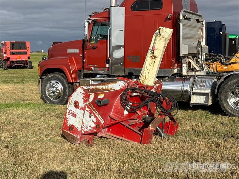 Buhler Farm King 960 8 ft 3-Point Snow Blower Lumilingot