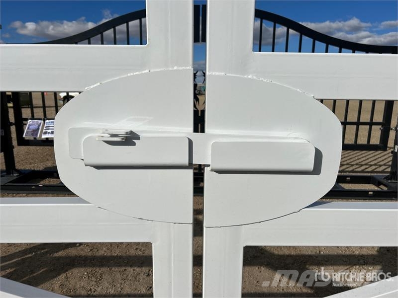 Bulldog Industries 24 ft Steel Bi-Parting Ranch Driveway G Kmetijstvo - drugo