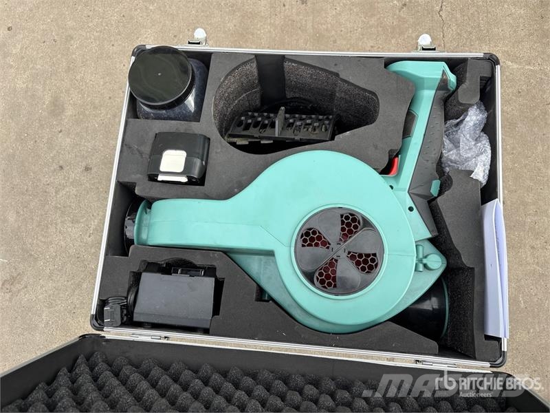 Bushel Plus Mini Combine 农作物机械加工存储设备 - 其他