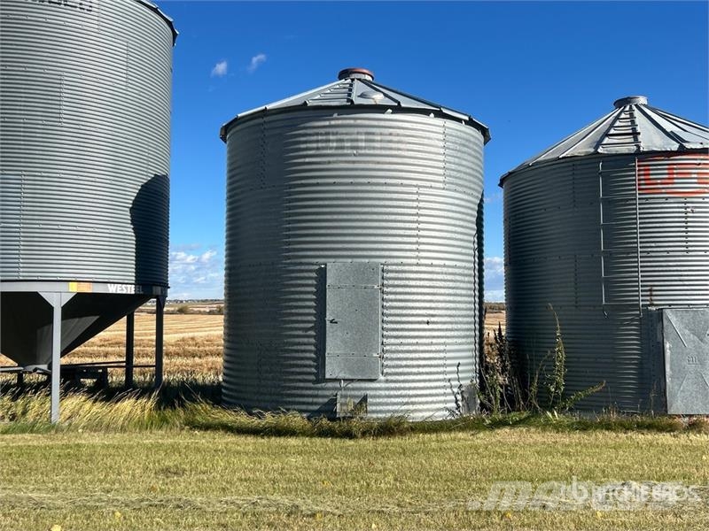 Butler +/- 2000 bu 4 Ring Grain Bin Termény feldolgozó/tároló berendezések - Egyebek