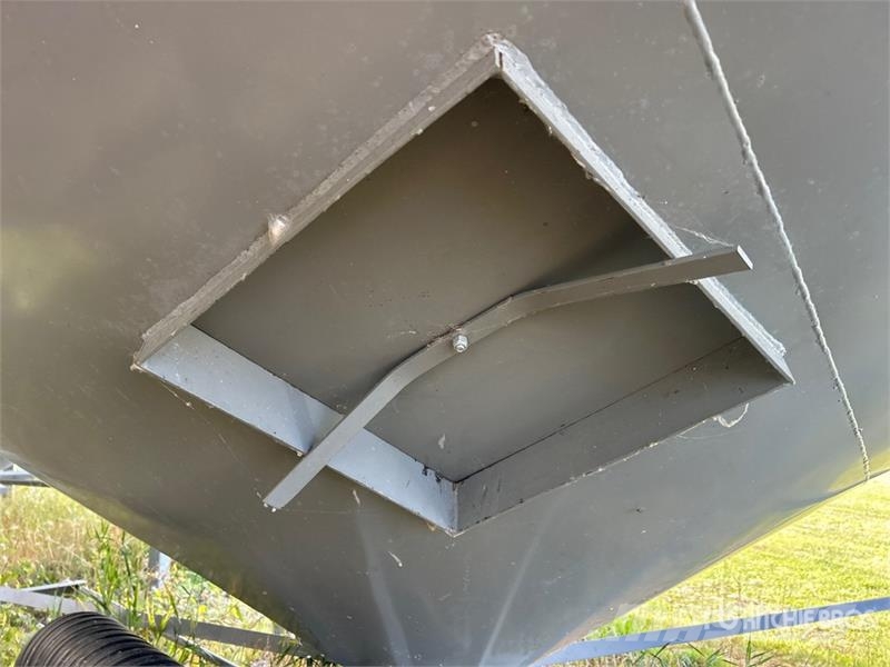Butler +/- 2100 bu 4 Ring Hopper Grain Bin Stockage, conditionnement - Autres