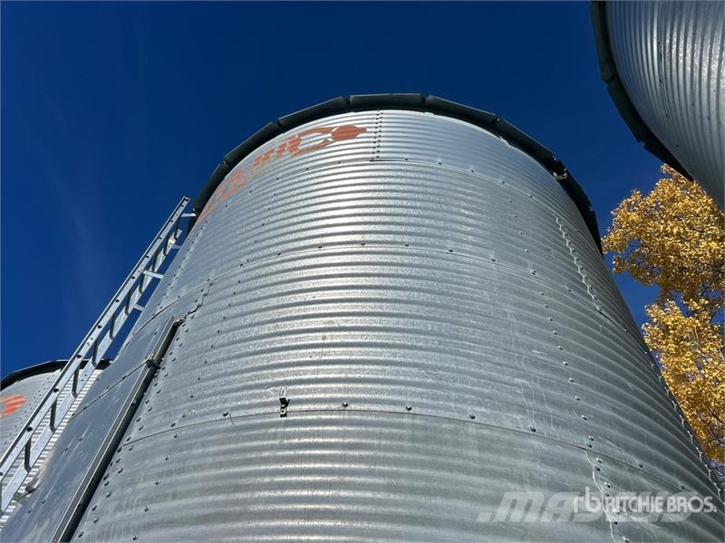 Butler +/- 2100 bu 4 Ring Hopper Grain Bin Strojevi za preradu i skadištenje žetva - Ostalo