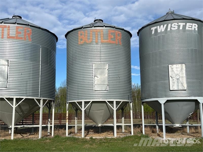 Butler +/- 2200 bu 4 Ring Hopper Grain Bin Procesadoras de cultivos y unidades de almacenamiento / máquinas - Otros