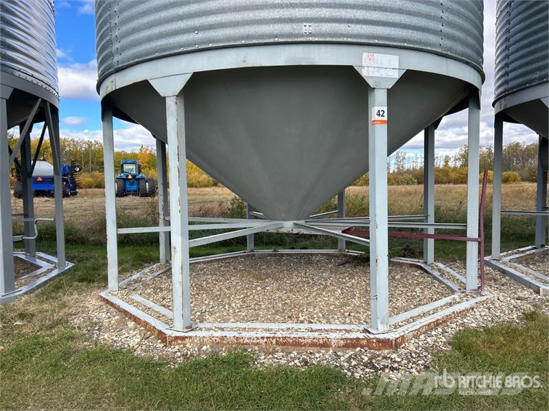 Butler +/- 2700 bu 5 Ring Hopper Grain Bin 农作物机械加工存储设备 - 其他