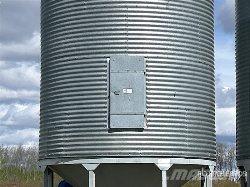 Butler +/- 2700 bu 5 Ring Hopper Grain Bin Procesadoras de cultivos y unidades de almacenamiento / máquinas - Otros