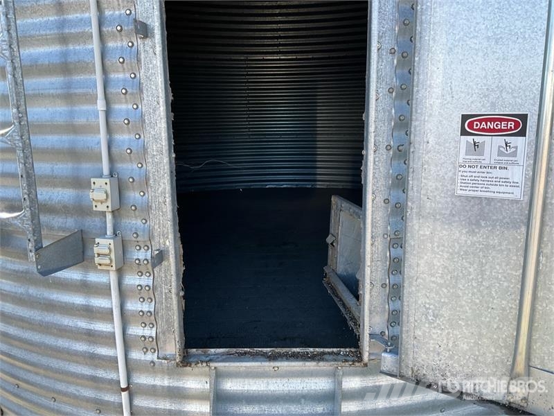 Butler +/- 2800 bu 4 Ring Grain Bin Stockage, conditionnement - Autres