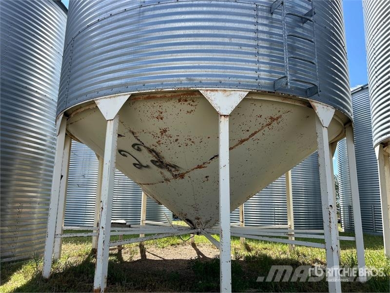Butler +/- 3100 bu 4 Ring Hopper Grain Bin Foredlings- og lagerhåndteringsutstyr - Annet