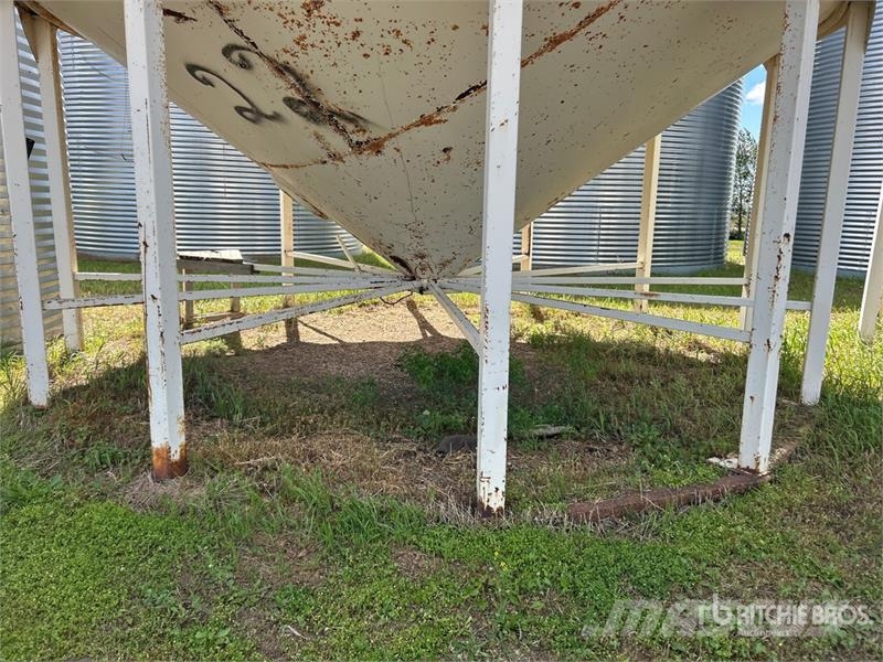 Butler +/- 3100 bu 4 Ring Hopper Grain Bin Foredlings- og lagerhåndteringsutstyr - Annet