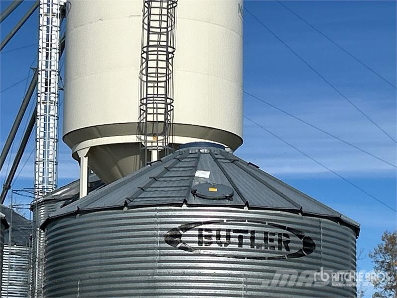 Butler +/- 3200 bu 4 Ring Grain Bin Stockage, conditionnement - Autres