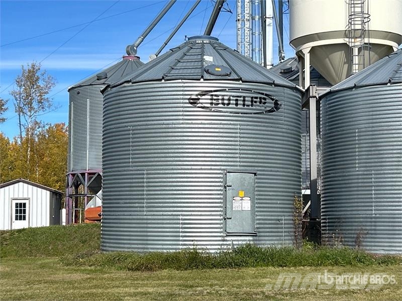 Butler +/- 3200 bu 4 Ring Grain Bin Stockage, conditionnement - Autres