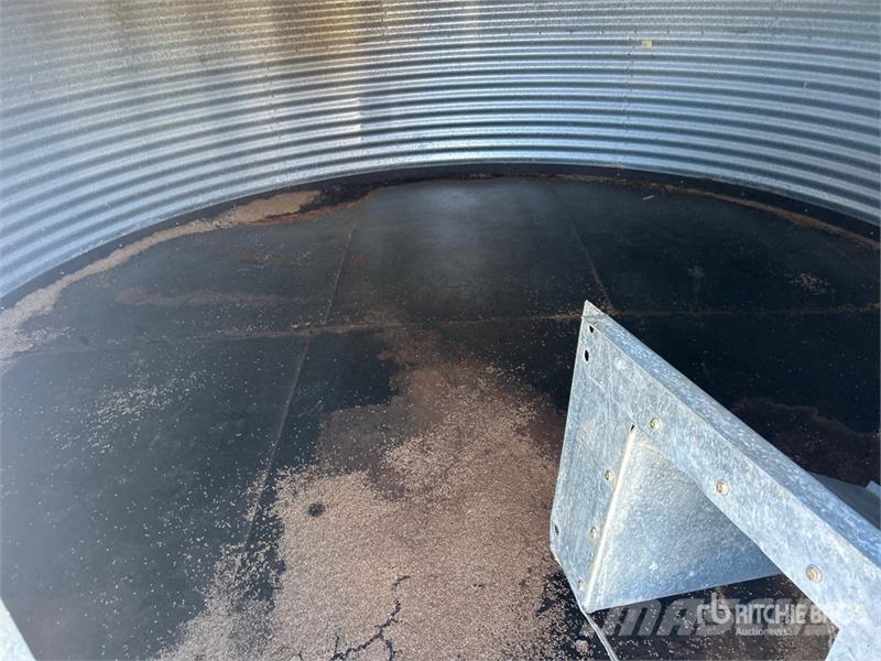 Butler +/- 3200 bu 4 Ring Grain Bin Strojevi za preradu i skadištenje žetva - Ostalo